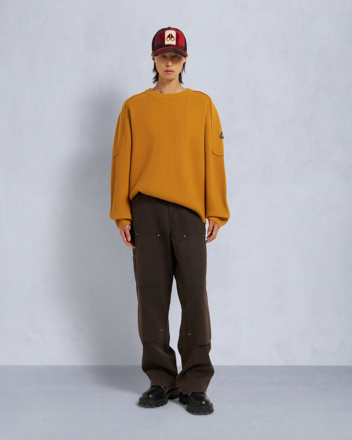 Moose Knuckles - M35MK671 - Colson Crewneck Sweater - MENS - - Front Category