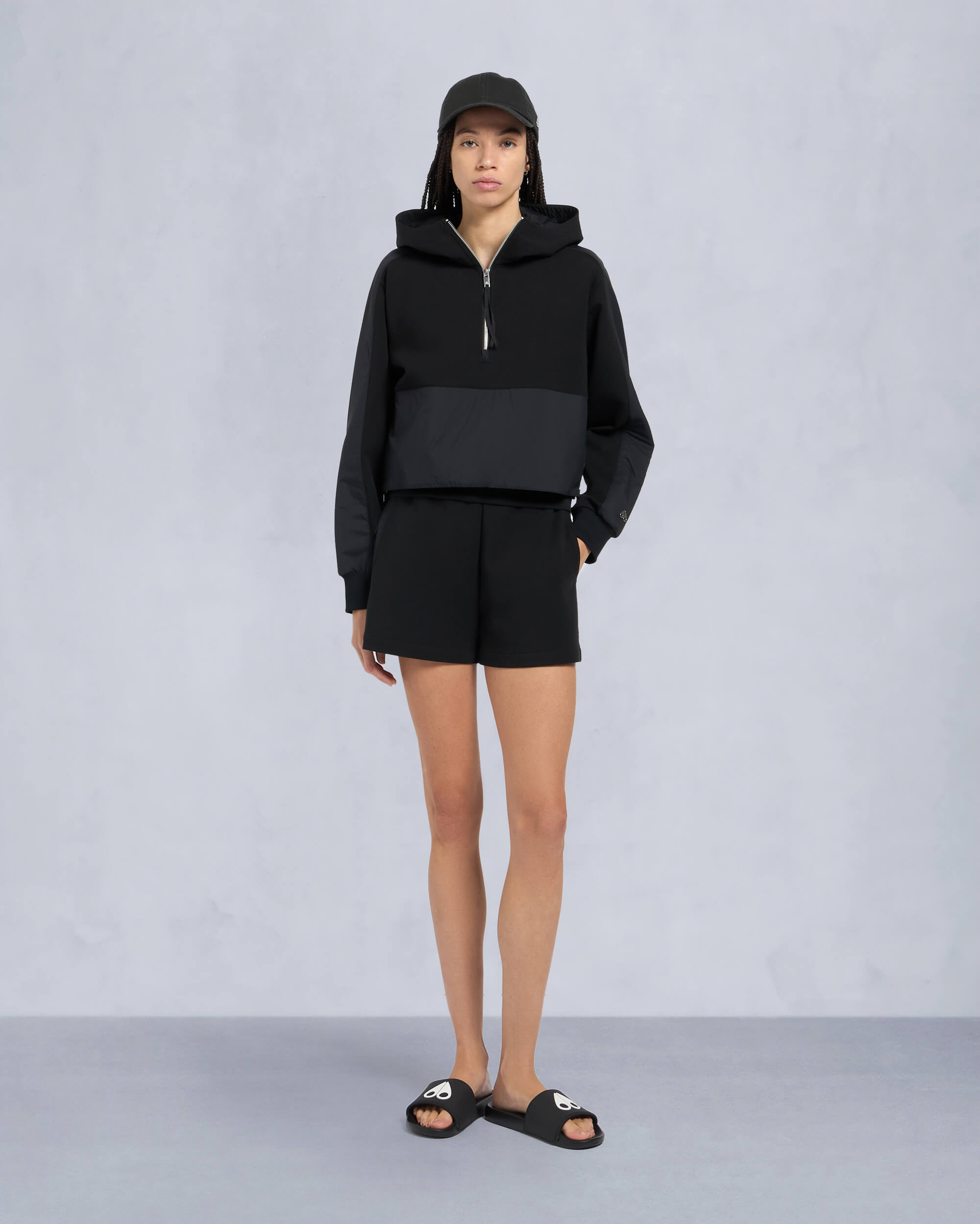 MIXMEDIA PULLOVER HOODIE