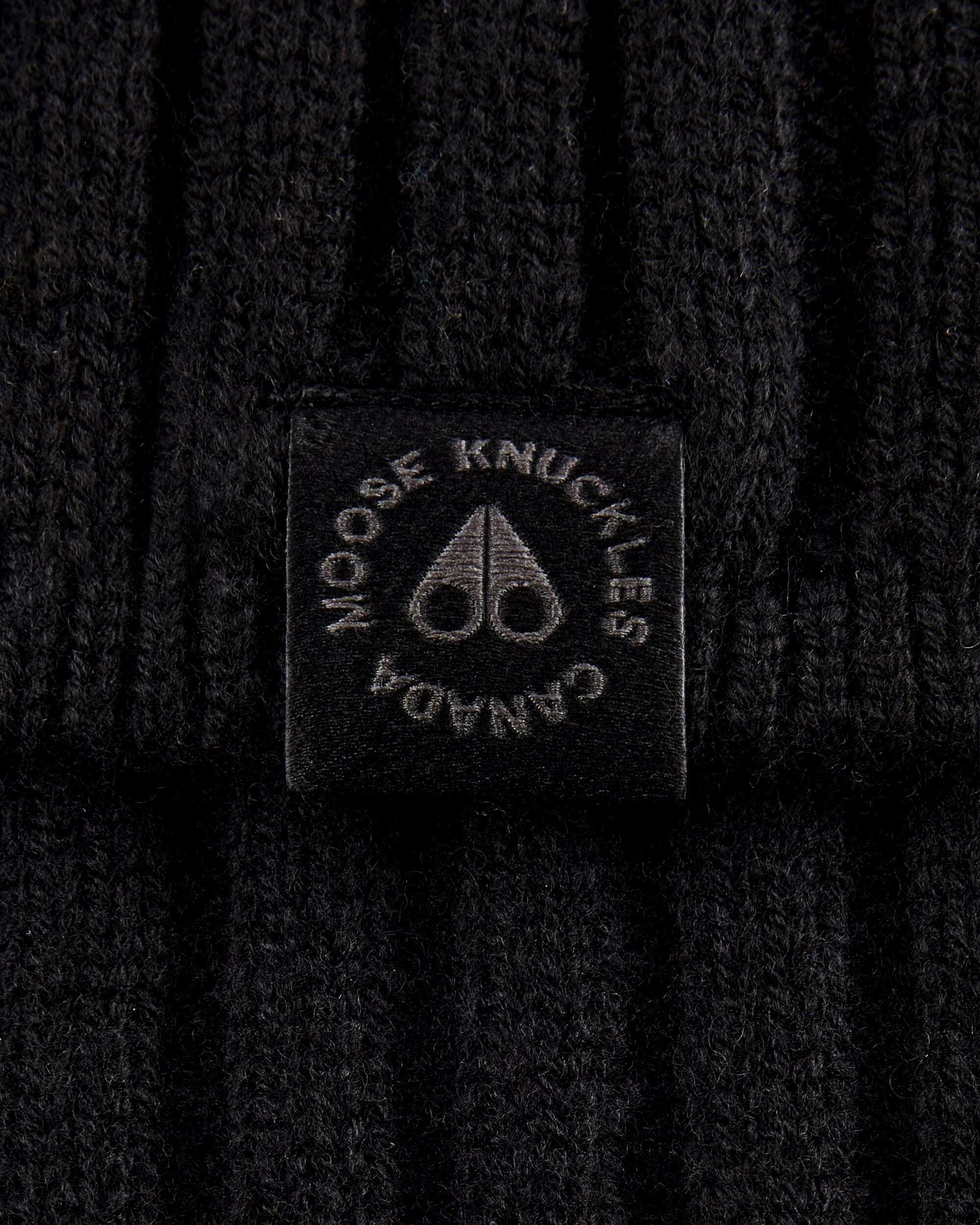 Moose Knuckles - M32LA563 - Verona Scarf - ACCESSORIES - Black - Detail1